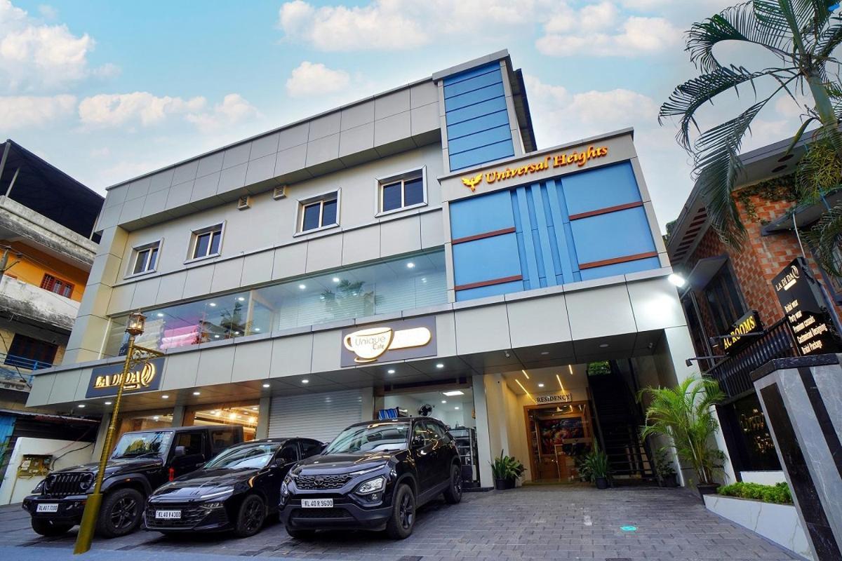 Universal Residency Perumpavur Exterior photo